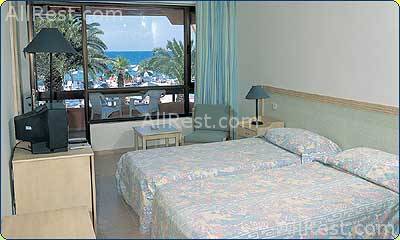 Pine Bay Beach Club 18